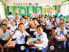 Elijah with his classmates and advisers