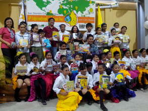 SDCC book-giving for International Aflatoun Day