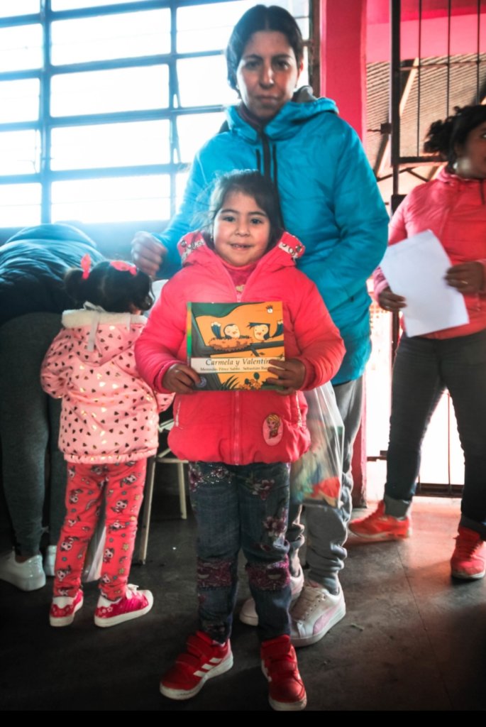 Connect poor preschoolers to books in Tucuman