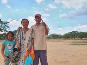 Arianis' family and her mother's job of Mochila