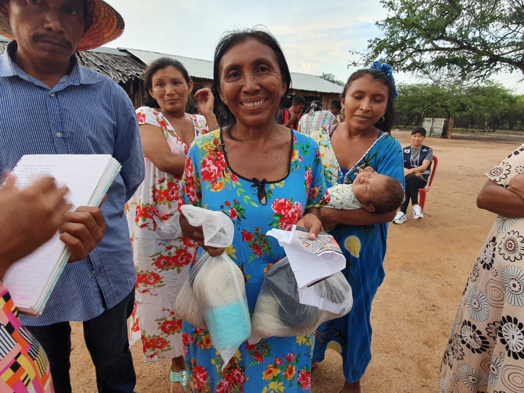 Empower WAYUU women through handcrafted bags