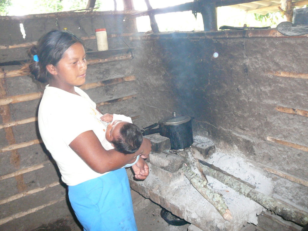 Educate women victims of drug trafficking Colombia