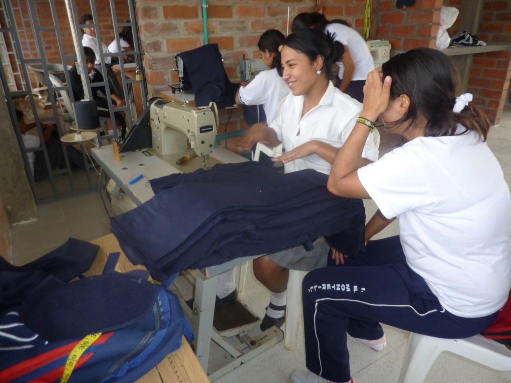 Educate women victims of drug trafficking Colombia