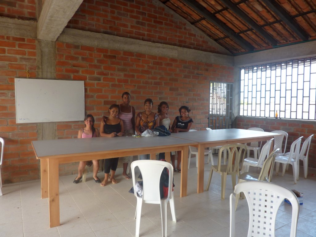 Educate women victims of drug trafficking Colombia