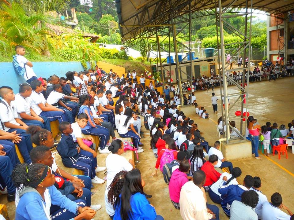 Educate women victims of drug trafficking Colombia