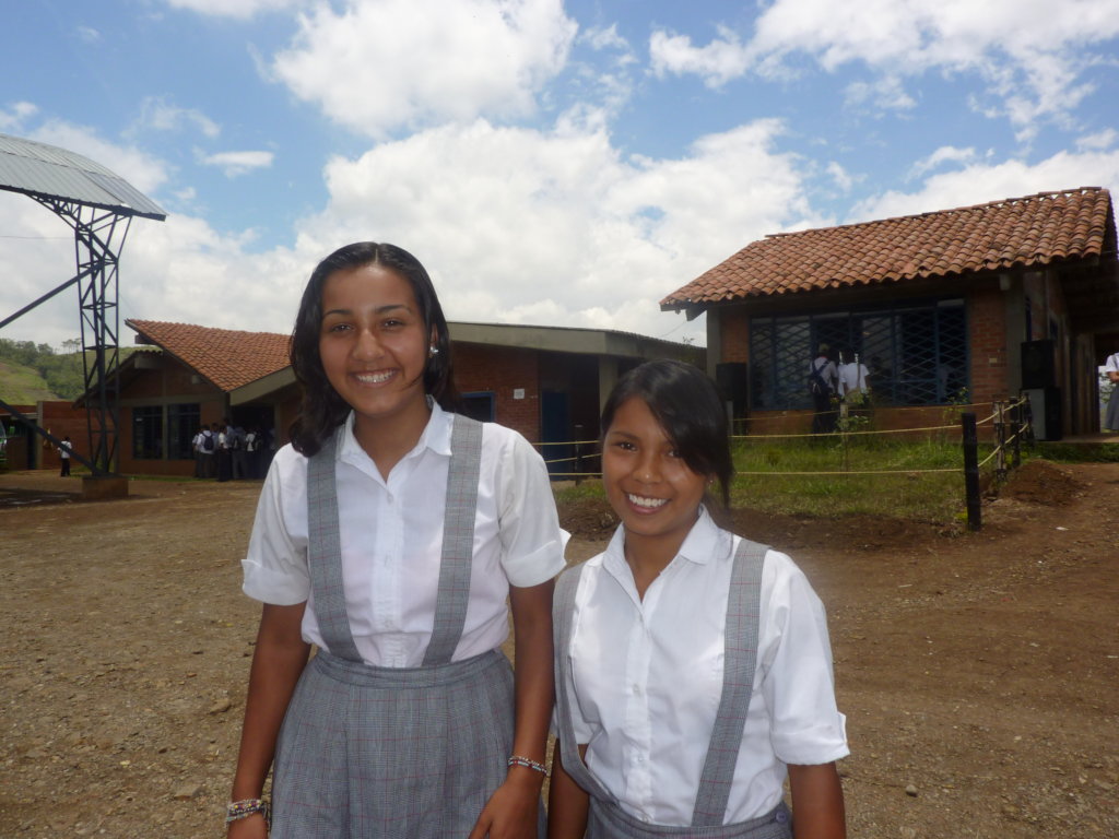 Educate women victims of drug trafficking Colombia