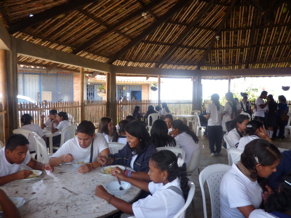 Educate women victims of drug trafficking Colombia