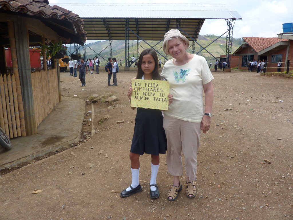 Educate women victims of drug trafficking Colombia