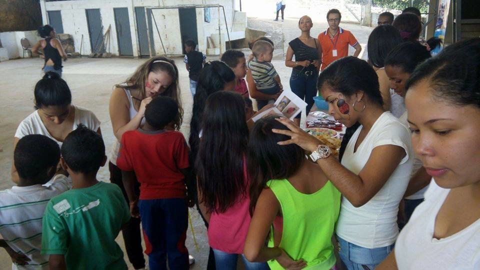 Educate women victims of drug trafficking Colombia