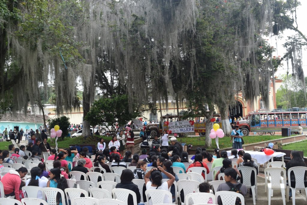 Educate women victims of drug trafficking Colombia