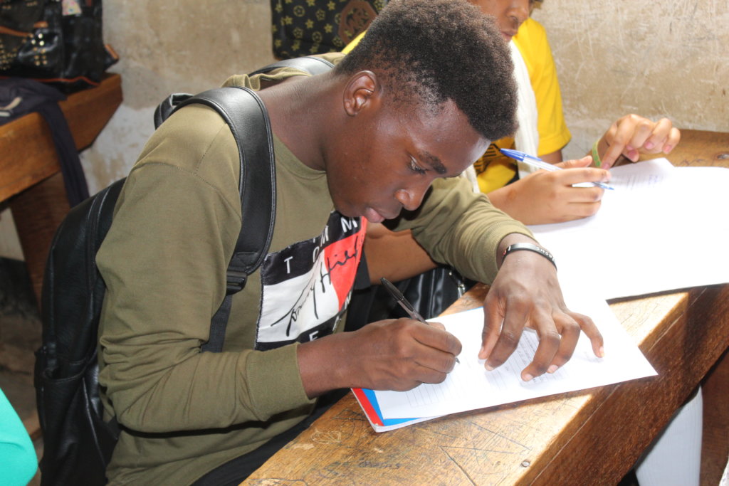 Shaping careers of 500 young people in Kampala. - GlobalGiving