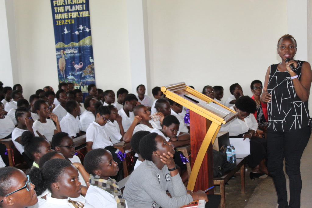 Shaping careers of 500 young people in Kampala. - GlobalGiving