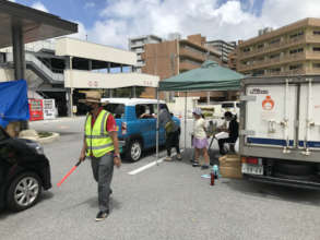 Peak Hour At Naha Drive Thru