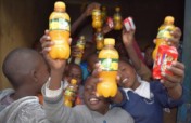 Help 100 Children in Soweto, Kayole in Nairobi