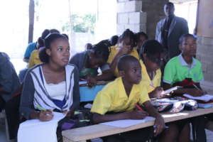 College Les Sophos Students Listen To a lecture