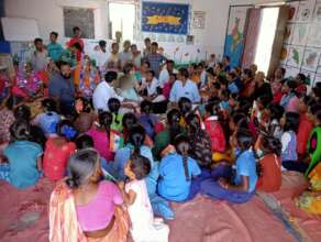 People gathers in the Bridge school
