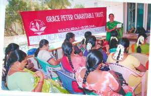 Artificial Jewellary Making Course for Women