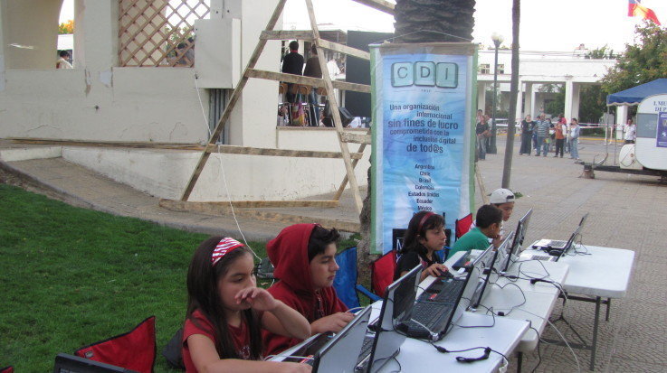 Linking people after the earthquake in Chile