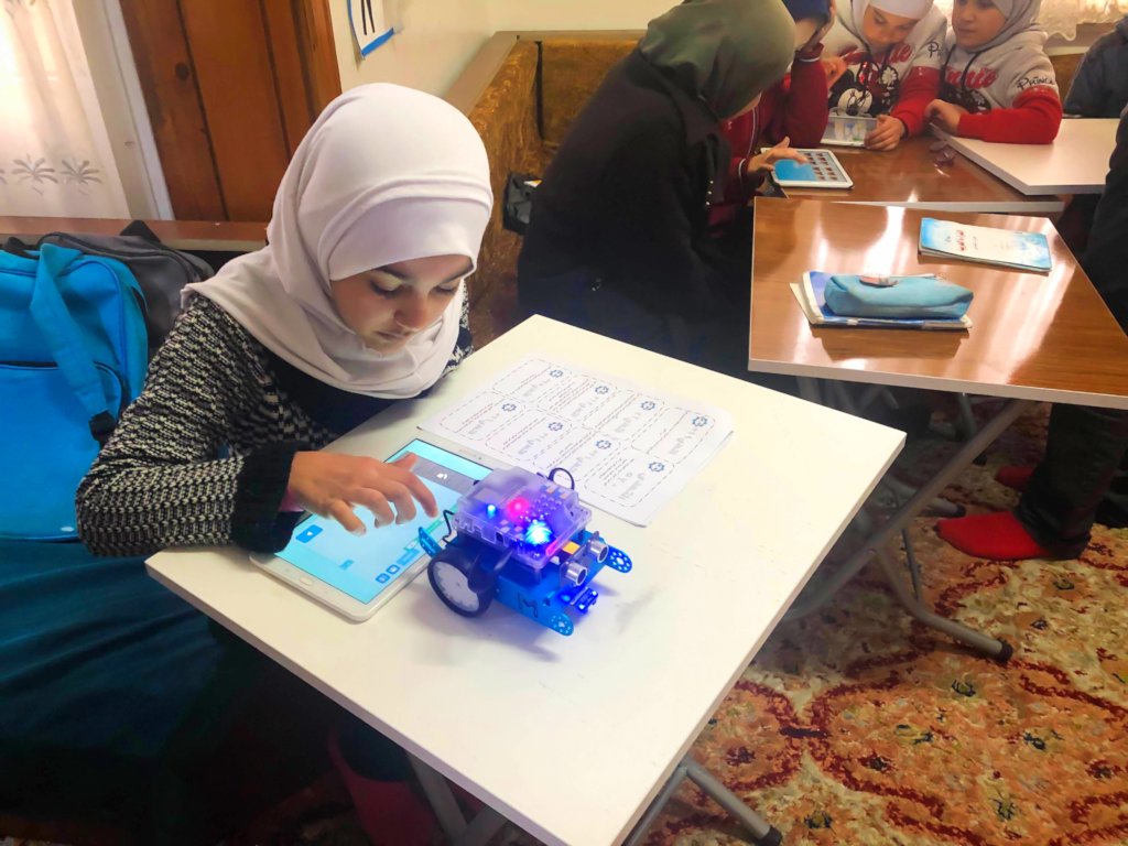 Digital education for Syrian refugee children