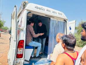 Mobile Eye Services at door step