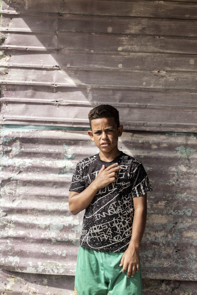 Educational intervention for youth at-risk for HD