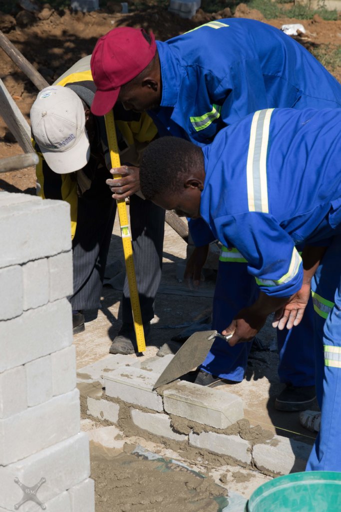 Hands On! Equip Deaf youth to work in Zimbabwe