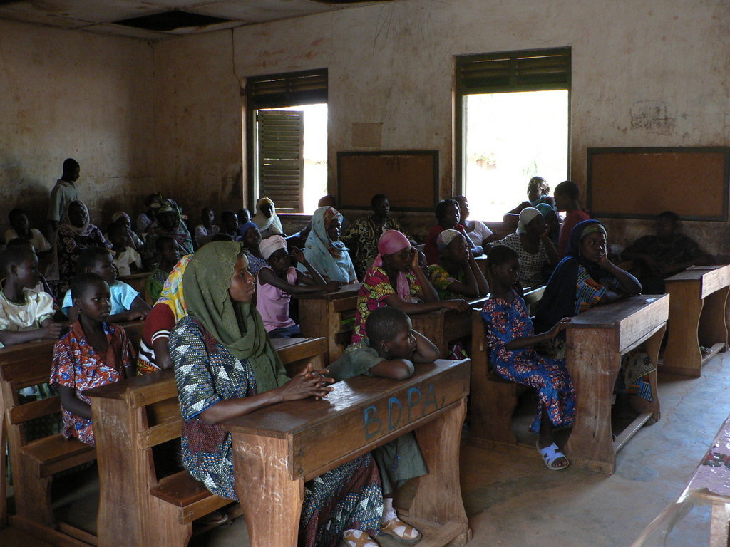 VOCATIONAL TRANING & HEALHCARE 4 30TEENAGE MOTHERS