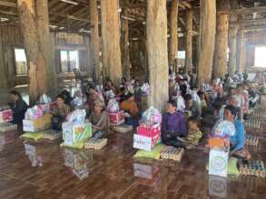 Emergency Food distribution.