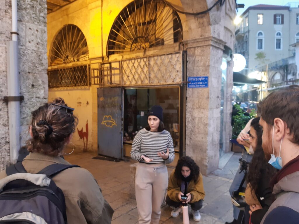 Tour facilitation training participants in Jaffa