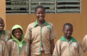 Help 20 refugee children study for their future