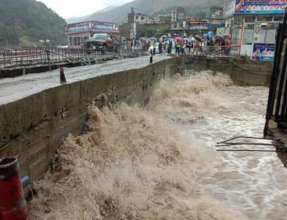 Urgent Provide flood emergency relief foiinnAT Pak