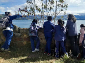 School visit to Xieti for a workshop at Lake Tota