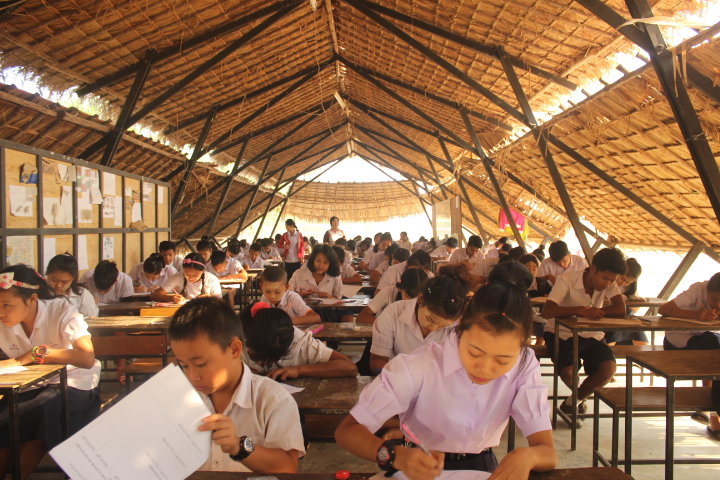 Help Migrant Teachers Teach Out-of-School Children
