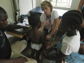 Nurse Practioner examining a patient