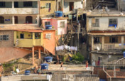 Connecting Brazilian Slum Residents to Resources