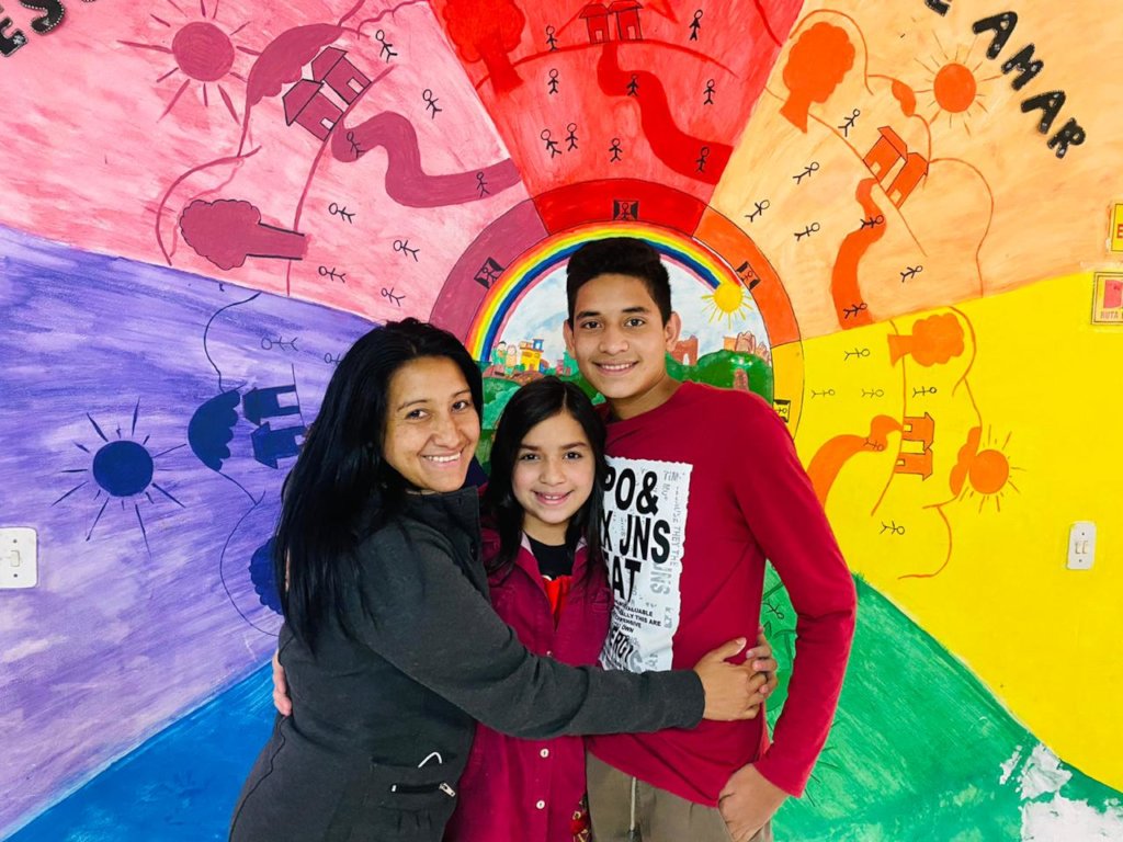 Help transform colombian children & their families