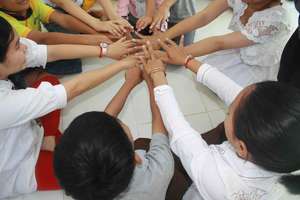 Cambodian Arts Therapists Reach Out
