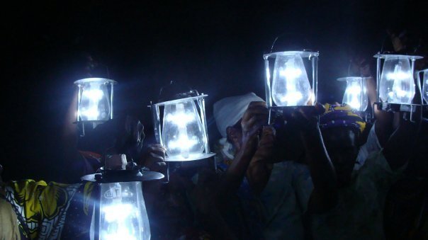 Use Solar, Save Lives-10000 solar lamps-12 months
