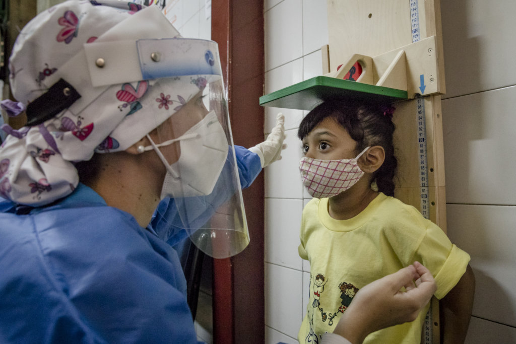 VENEZUELA: EDUCATE-HEAL-FEED 400 KIDS MID COVID-19