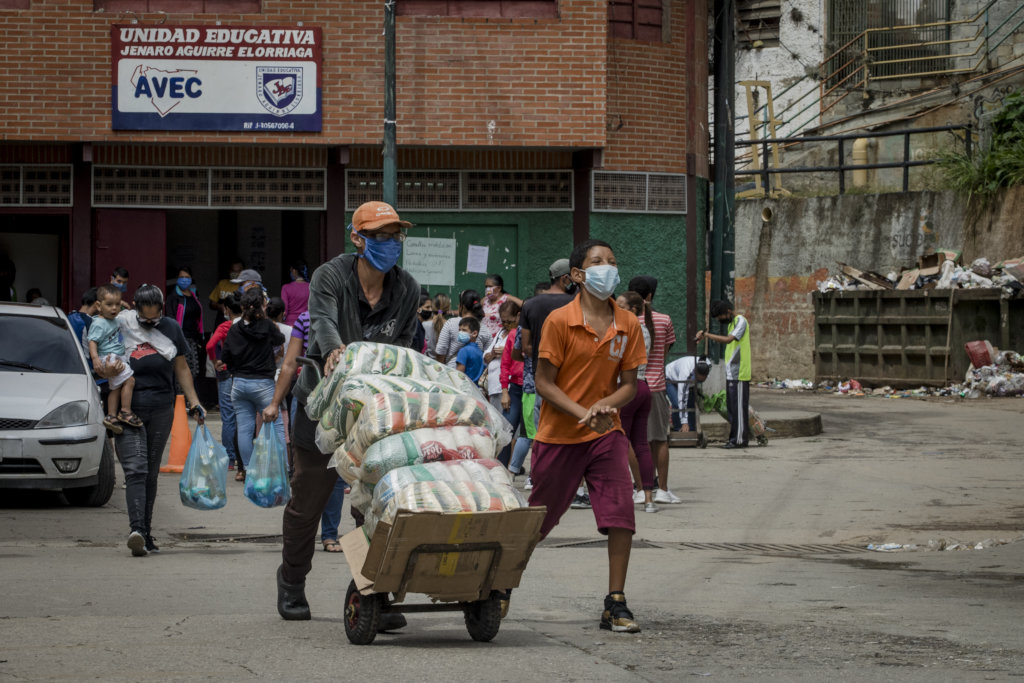 VENEZUELA: EDUCATE-HEAL-FEED 400 KIDS MID COVID-19