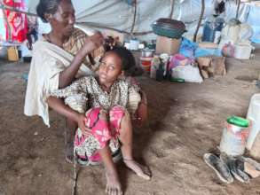 Mother and daughter in the refug camp