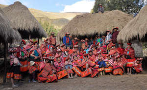 The Patacancha weaving association