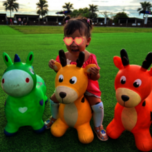 Xinxin is a kid that full of curiosity.