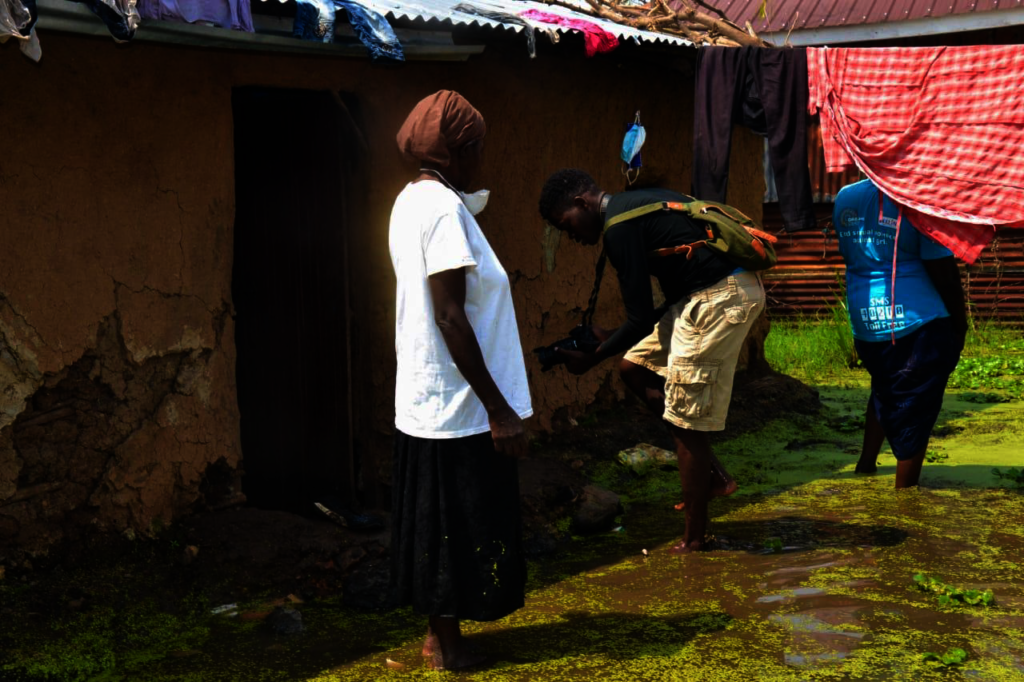 Save 50 Flood Survivors to rebuild their houses.