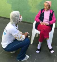 Orienting older adults through warm conversations