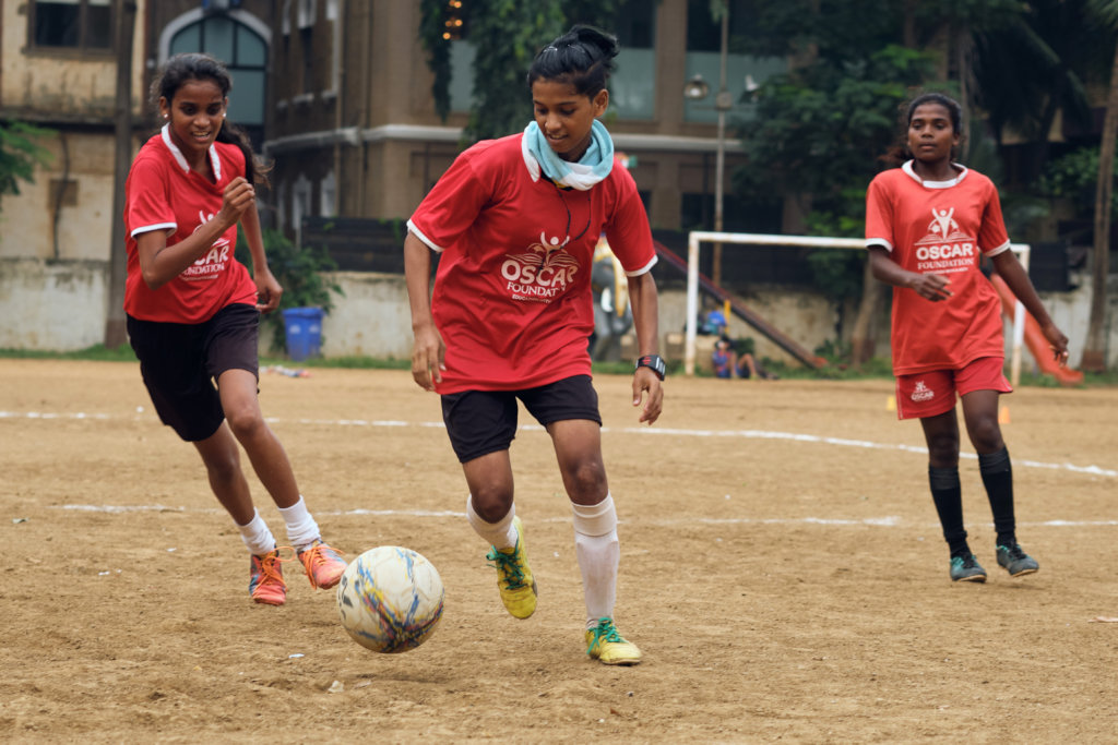 Empower disadvantaged girls in Indian slums