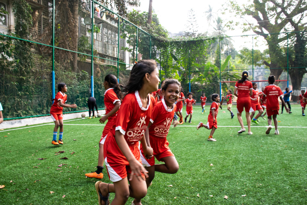 Empower disadvantaged girls in Indian slums