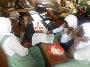 multi-tasking. eat and study
