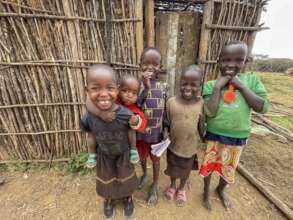 Mariam and friends at home in southern Naikarra.