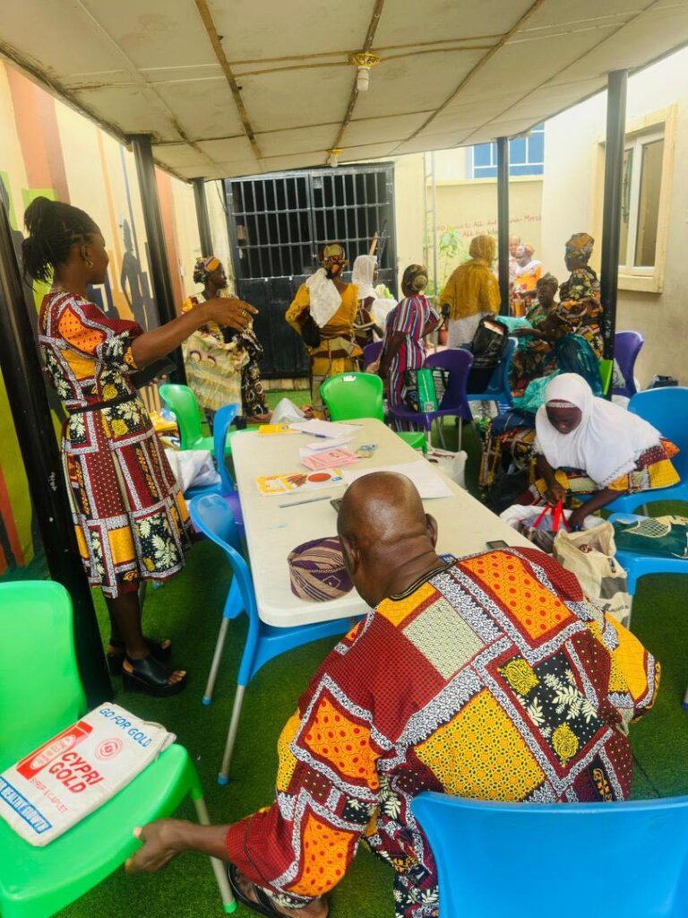 Cooperative Women during their Anniversary
